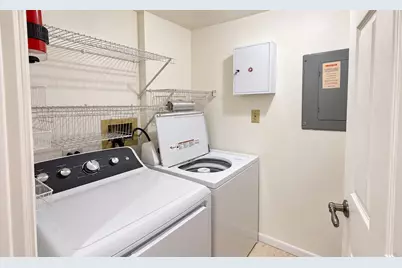 329 Grissom Court #329, Hoffman Estates, IL 60169 - Photo 14