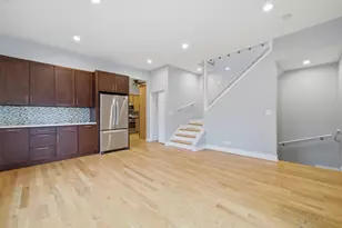 4545 N Lawndale Ave, Chicago, IL 60625 - Photo 4