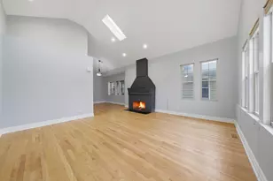 4545 N Lawndale Ave, Chicago, IL 60625 - Photo 2