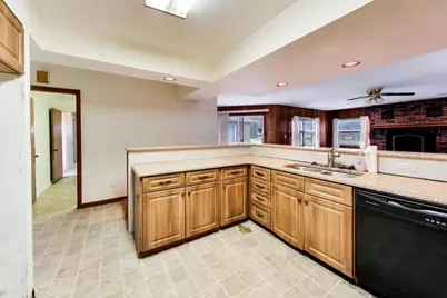 2331 Dundee Road, Northbrook, IL 60062 - Photo 14