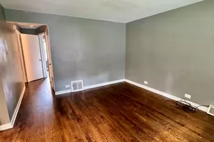 11312 S Ave G, Chicago, IL 60617 - Photo 2