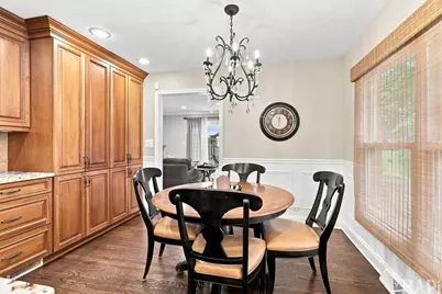 4000 Picardy Drive, Northbrook, IL 60062 - Photo 20