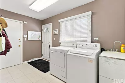 4000 Picardy Drive, Northbrook, IL 60062 - Photo 10