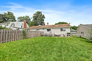 176-178 N Dubois Ave, Elgin, IL 60123 - Photo 20