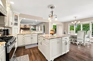 15 Meagan Ln, Lemont, IL 60439 - Photo 8