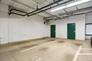 5555 N Cumberland Ave, Chicago, IL 60656 - Photo 18