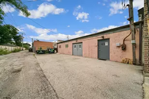 6009 Dempster St, Morton Grove, IL 60053 - Photo 16