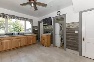 27242 E 2900th St, Prophetstown, IL 61277 - Photo 6