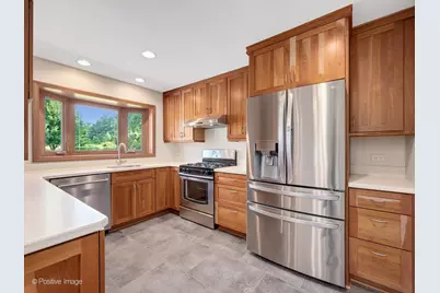 28W224 Robin Lane, West Chicago, IL 60185 - Photo 14