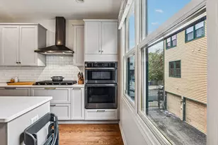 1813 S Clark St, Chicago, IL 60616 - Photo 16
