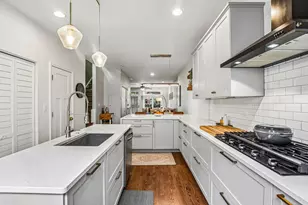 1813 S Clark St, Chicago, IL 60616 - Photo 20