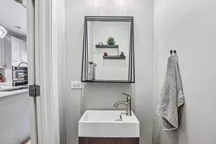 1813 S Clark St, Chicago, IL 60616 - Photo 22