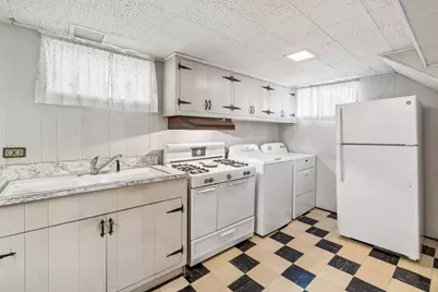 5618 N Kenneth Avenue, Chicago, IL 60646 - Photo 16