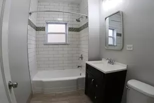 4303 N Sawyer Ave, Chicago, IL 60618 - Photo 18