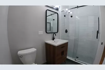 4303 N Sawyer Avenue, Chicago, IL 60618 - Photo 10