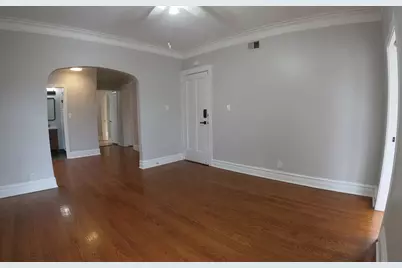 4303 N Sawyer Avenue, Chicago, IL 60618 - Photo 12