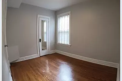 4303 N Sawyer Avenue, Chicago, IL 60618 - Photo 16