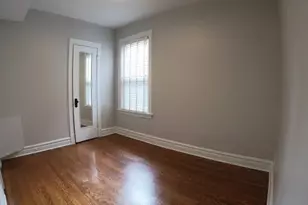 4303 N Sawyer Ave, Chicago, IL 60618 - Photo 16
