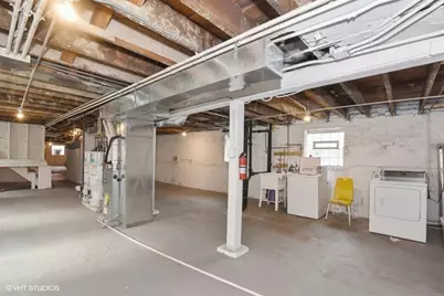 4303 N Sawyer Avenue, Chicago, IL 60618 - Photo 26