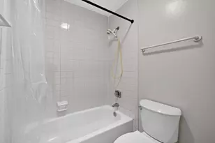 244 Coventry Ct, Bloomingdale, IL 60108 - Photo 22