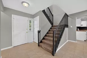 244 Coventry Ct, Bloomingdale, IL 60108 - Photo 16