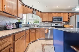 7509 Southworth Cir, Plainfield, IL 60586 - Photo 4