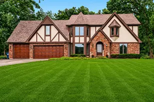 40W815 S Bridle Creek Dr, Saint Charles, IL 60175 - Photo 1