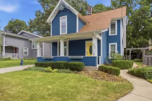 602 S 5th Ave, Saint Charles, IL 60174 - Photo 1