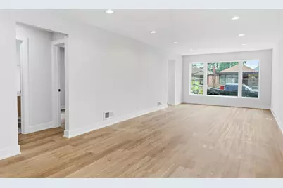 8820 S Ridgeland Avenue, Chicago, IL 60617 - Photo 8