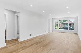 8820 S Ridgeland Ave, Chicago, IL 60617 - Photo 8