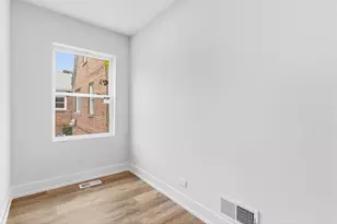8820 S Ridgeland Ave, Chicago, IL 60617 - Photo 22