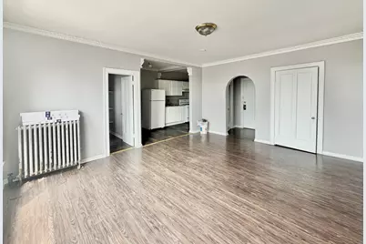 2349 W Devon Avenue #3K, Chicago, IL 60659 - Photo 4