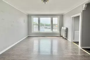 2349 W Devon Ave, Chicago, IL 60659 - Photo 2