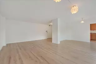 7141 N Kedzie Ave, Chicago, IL 60645 - Photo 8