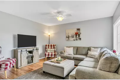 13719 W Wadsworth Road, Wadsworth, IL 60083 - Photo 6