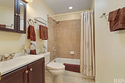304 Hawthorne Court, Antioch, IL 60002 - Photo 6