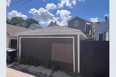 2207 N Lawndale Avenue, Chicago, IL 60647 - Photo 14