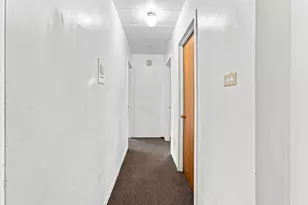 2025 W Granville Ave, Chicago, IL 60659 - Photo 12