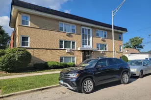 445 22nd Ave, Bellwood, IL 60104 - Photo 1