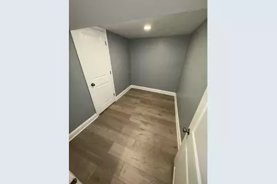 8404 S Oglesby Avenue, Chicago, IL 60617 - Photo 16