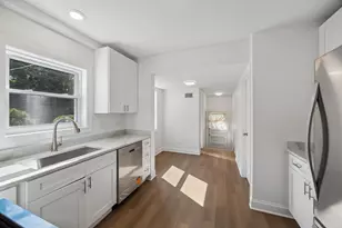 241 Southcote Rd, Riverside, IL 60546 - Photo 10