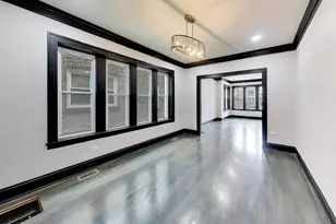 1051 N Massasoit Ave, Chicago, IL 60651 - Photo 12