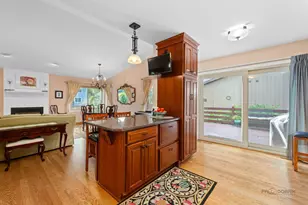 1232 N Del Mar Dr, Palatine, IL 60067 - Photo 10