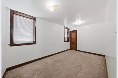 4823 W Grace Street, Chicago, IL 60641 - Photo 38