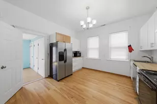4823 W Grace St, Chicago, IL 60641 - Photo 14