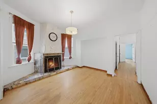 4823 W Grace St, Chicago, IL 60641 - Photo 8