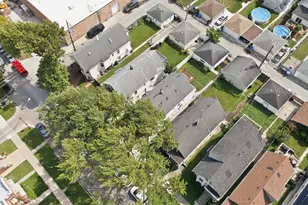 4823 W Grace St, Chicago, IL 60641 - Photo 6
