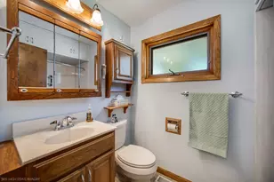 8724 Cranbrook Ln, Bridgeview, IL 60455 - Photo 12