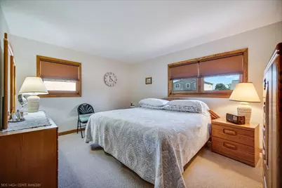 8724 Cranbrook Lane, Bridgeview, IL 60455 - Photo 8