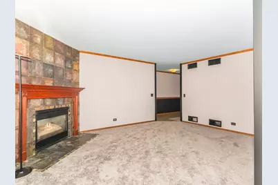2350 South Street #D, Elgin, IL 60123 - Photo 4